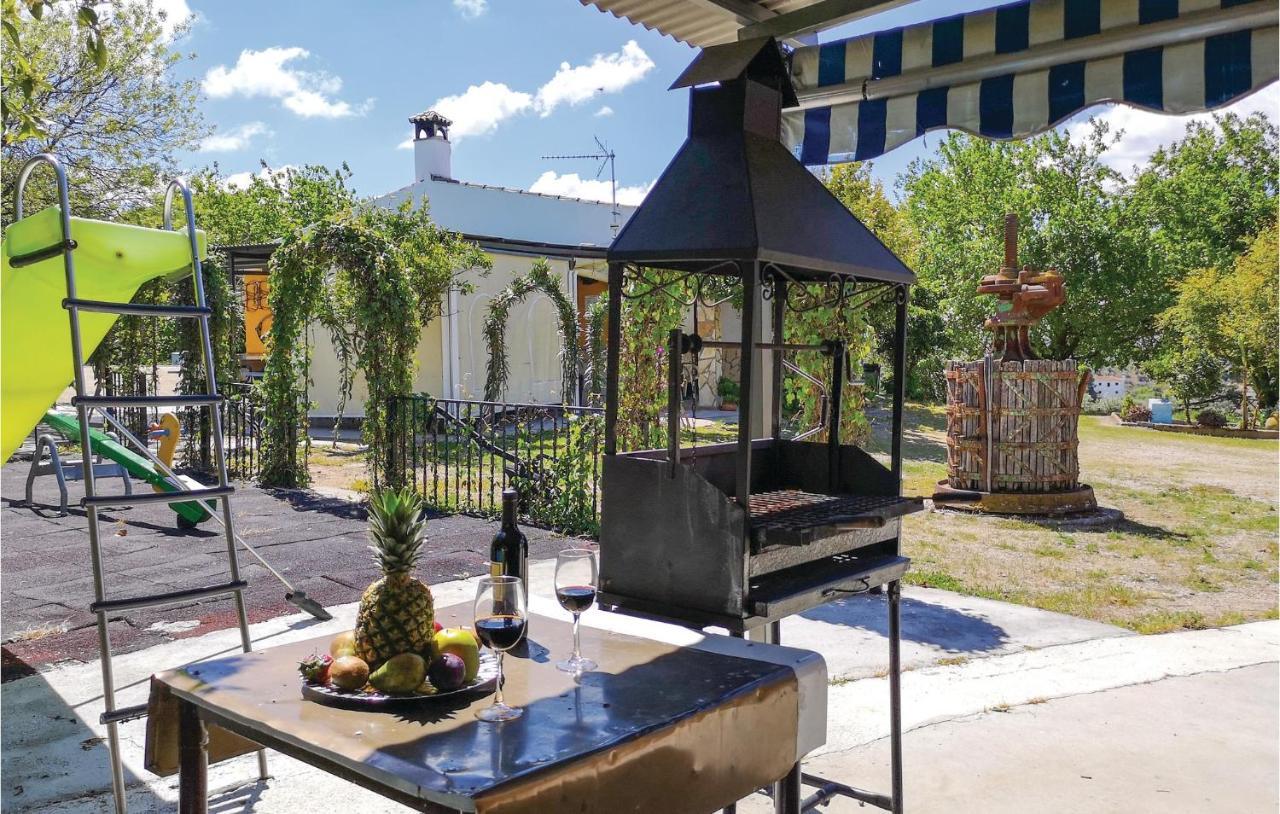 Pet Friendly Home In Olvera With Kitchen Exterior foto